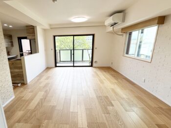 戸塚区品濃町　S様：リビング改修リフォーム